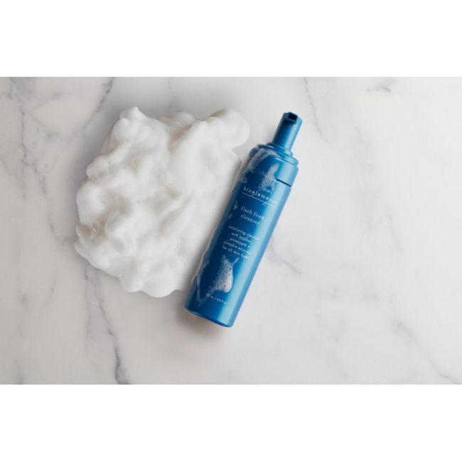 Bioelements Flash Foam Cleanser Очищуюча пінка для всіх типів шкіри