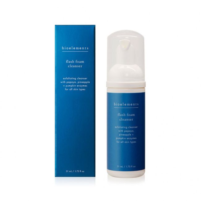 Bioelements Flash Foam Cleanser Очищуюча пінка для всіх типів шкіри