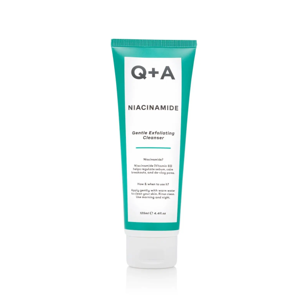 Q+A – Очищувальний засіб для обличчя Niacinamide Gentle Exfoliating Cleanser