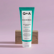 Q+A – Очищувальний засіб для обличчя Niacinamide Gentle Exfoliating Cleanser