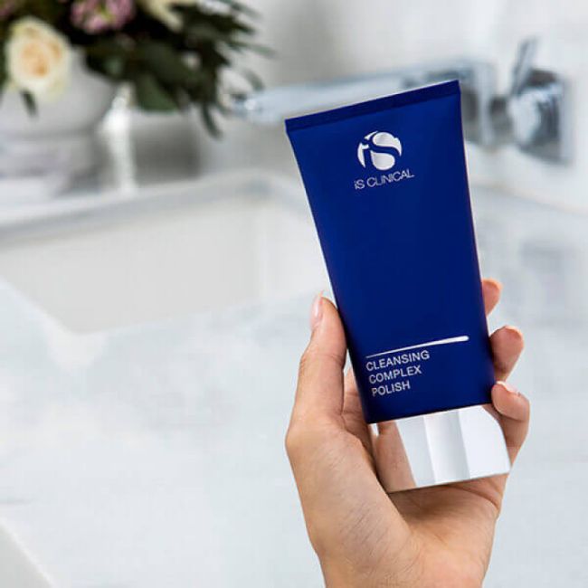iS Clinical – Cleansing Complex Polish - Очищуючий гель-скраб