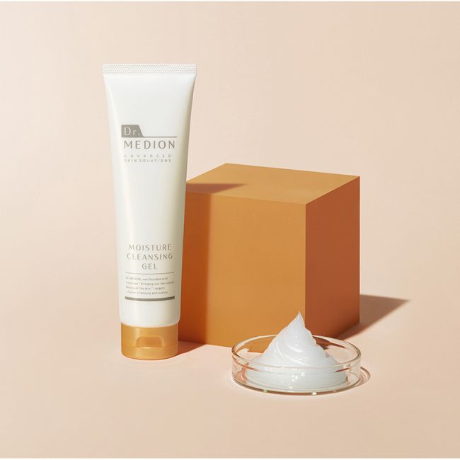 DR. MEDION – Moisture Cleansing Gel Очищуючий гель з колоїдним сріблом і платиною 