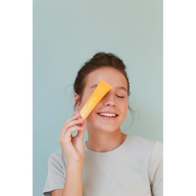 PSA Light Up Vitamin C and E Flash Brightening Mask Освітлювальна маска з вітаміном С і Е