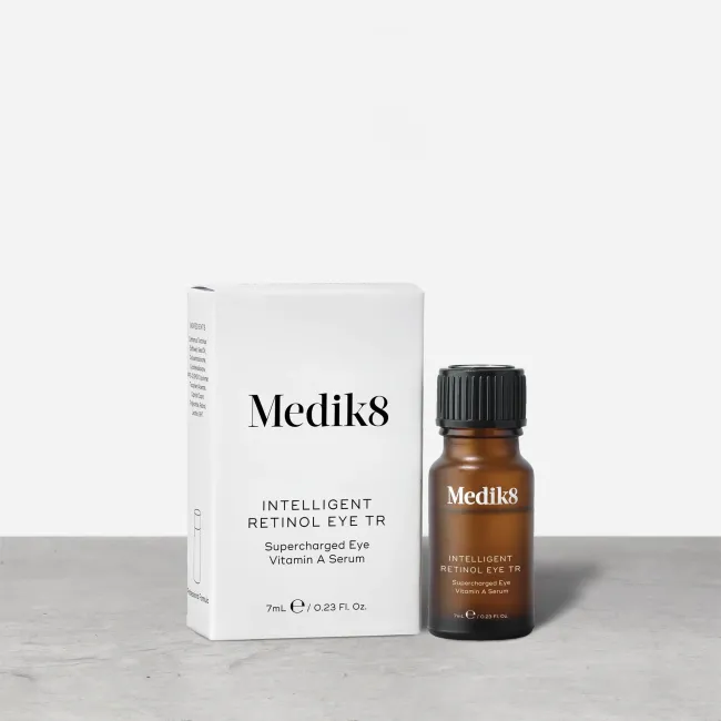Medik 8 INTELLIGENT RETINOL EYE TR Нічна сироватка для зони навколо очей з ретинолом