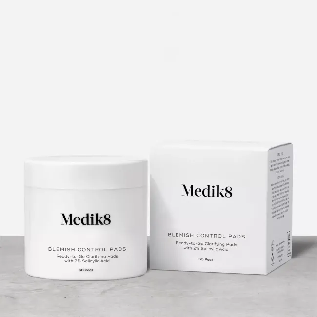 BLEMISH CONTROL PADS Medik8 – Подушечки від висипів з саліциловою кислотою